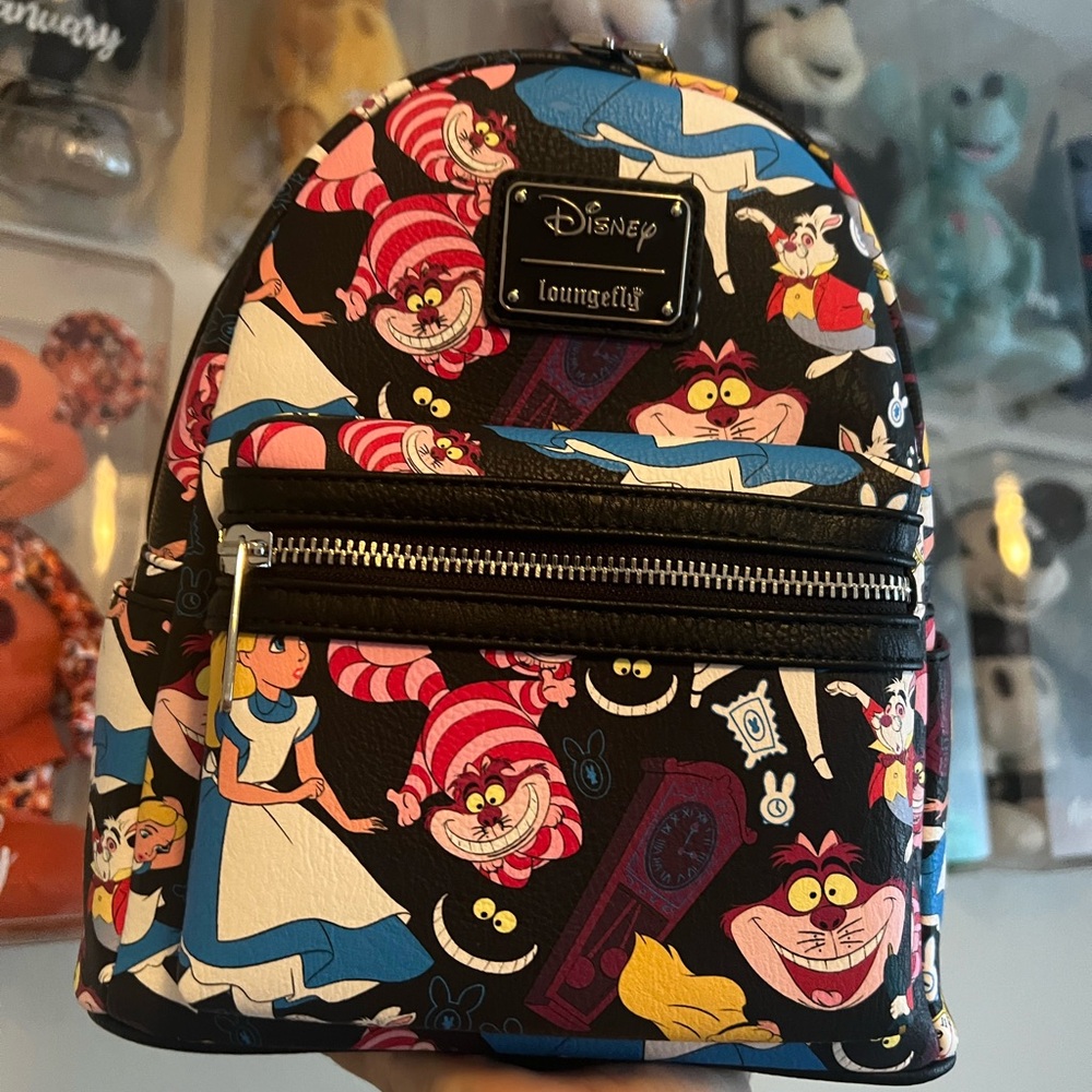NEW WITH TAGS Loungefly Disney Alice In Wonderland Mini Backpack!!!